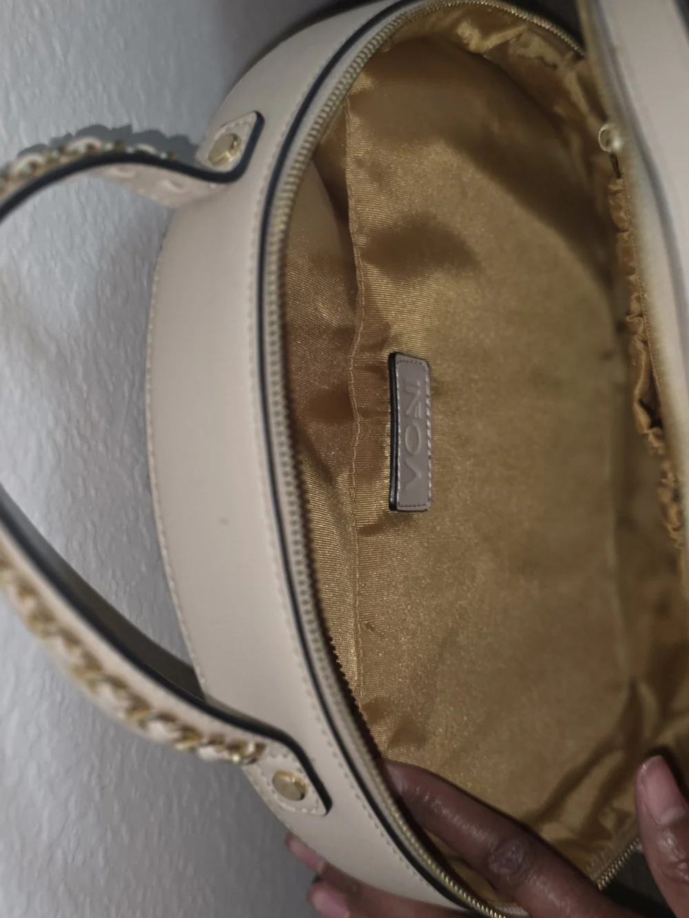 Voni Women’s Round Cream Crossbody Backpack